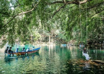 Dua Telaga Sebening Kaca Ini Ada di Kabupaten Kuningan